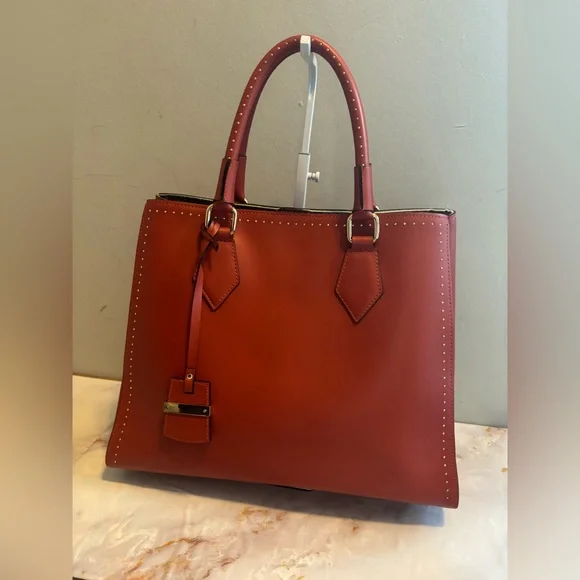 Asia Bellucci Italian Leather Bag - Picture 4 of 11